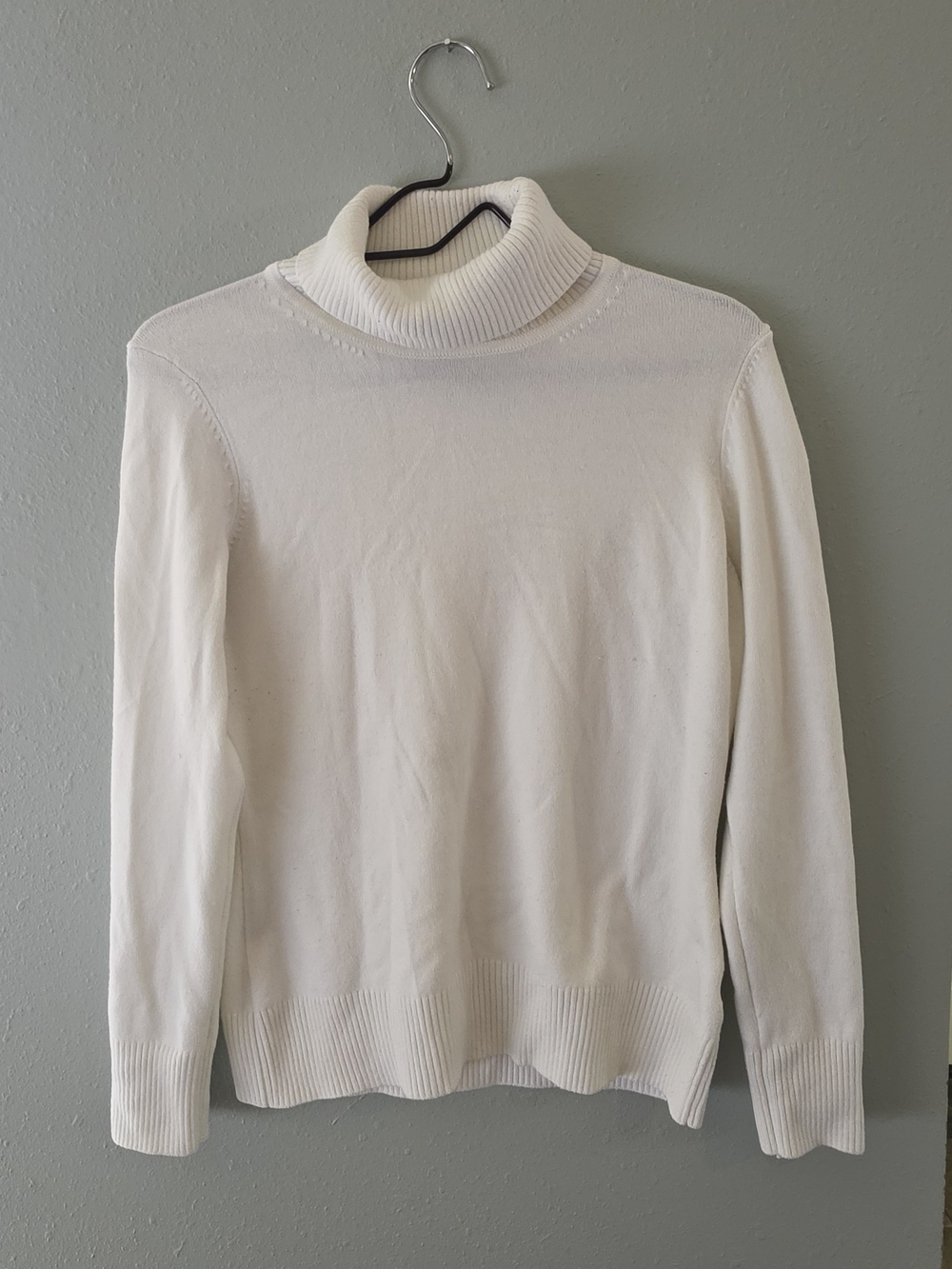 French Connection White Turtleneck Sweater Women's XL Soft Knit Classic Basic